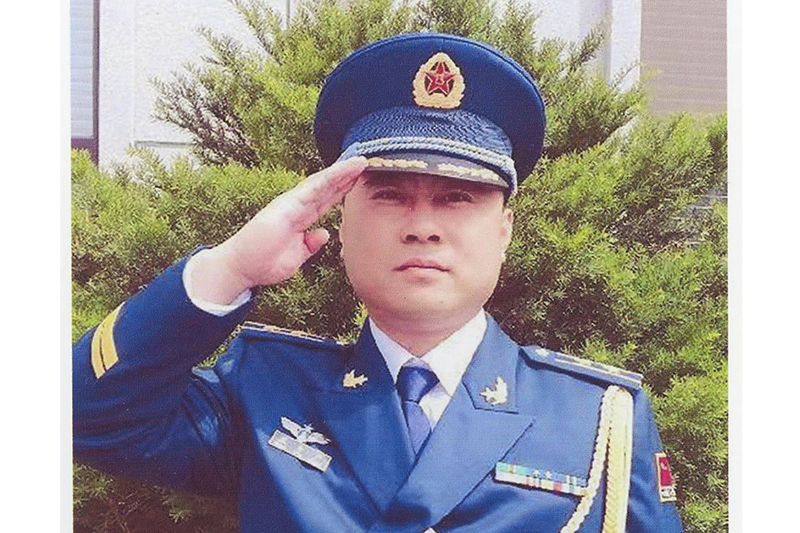 孟令广800.jpg